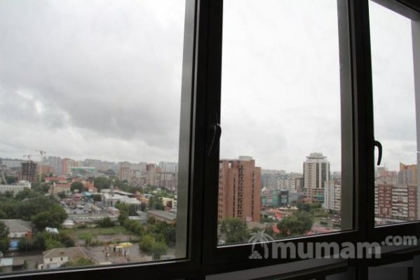 Сдам квартиру  посуточно     
1-к квартира  42 м²  на 11 этаже  24-этажного монолитного дома