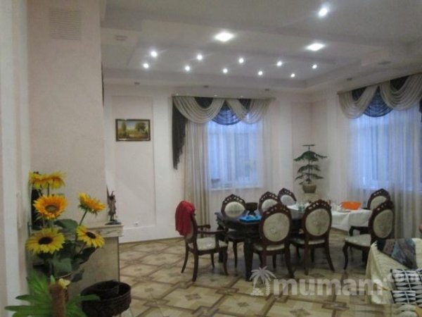 Продам  дом     
2-этажный дом 312 м²  ( кирпич )  на участке 15 сот.  , Петрозаводское шоссе  , 9 км до города