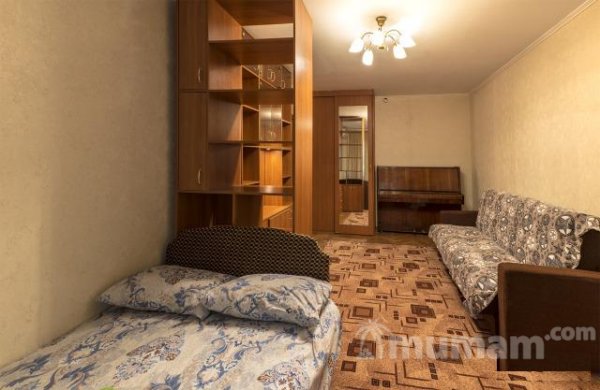 Сдам квартиру  посуточно     
1-к квартира  30 м²  на 1 этаже  9-этажного кирпичного дома